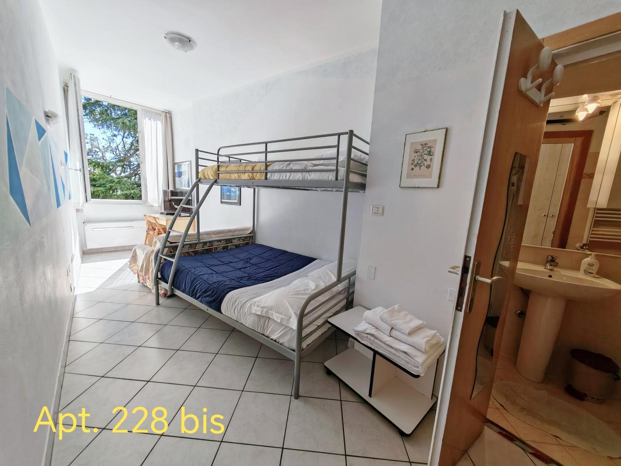 Garda Apartments In Euroresidence Luaran gambar